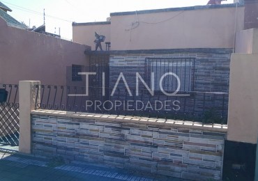 AMPLIO 3 AMBIENTES CON PATIO, PARRILLA Y LAVADERO
